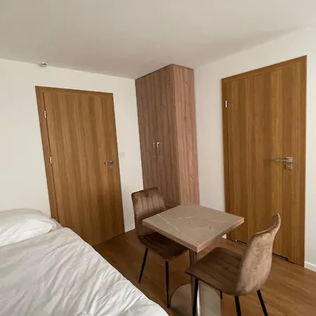 Apartmotel Anroe Chminianska Nova Ves