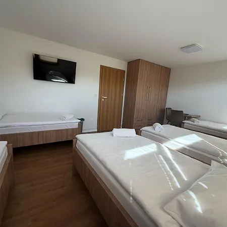 Apartmotel Anroe 公寓式酒店